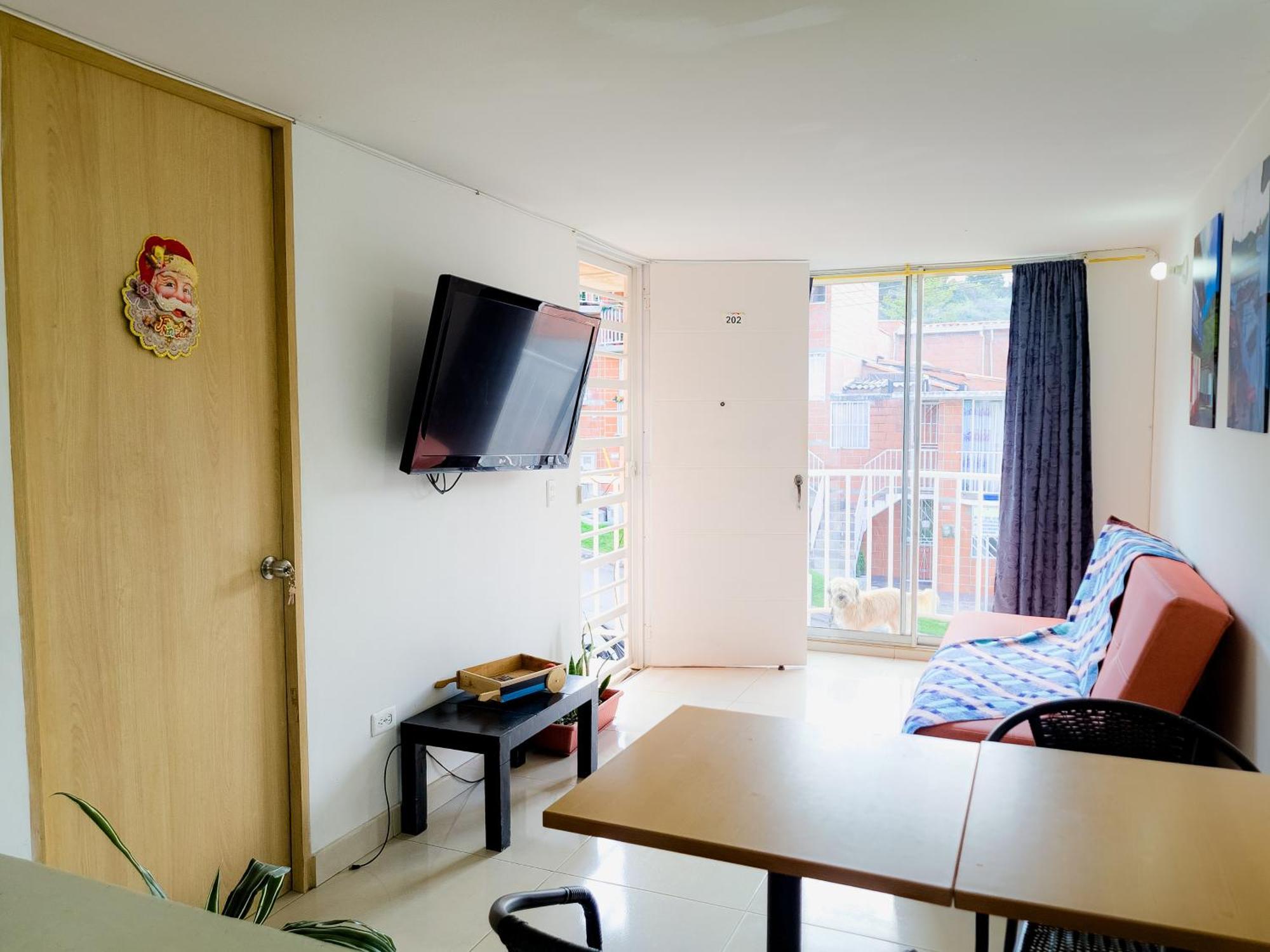 Hostal - Dona Elva A 15 Min Del Aeropuerto 里奥内格罗 外观 照片