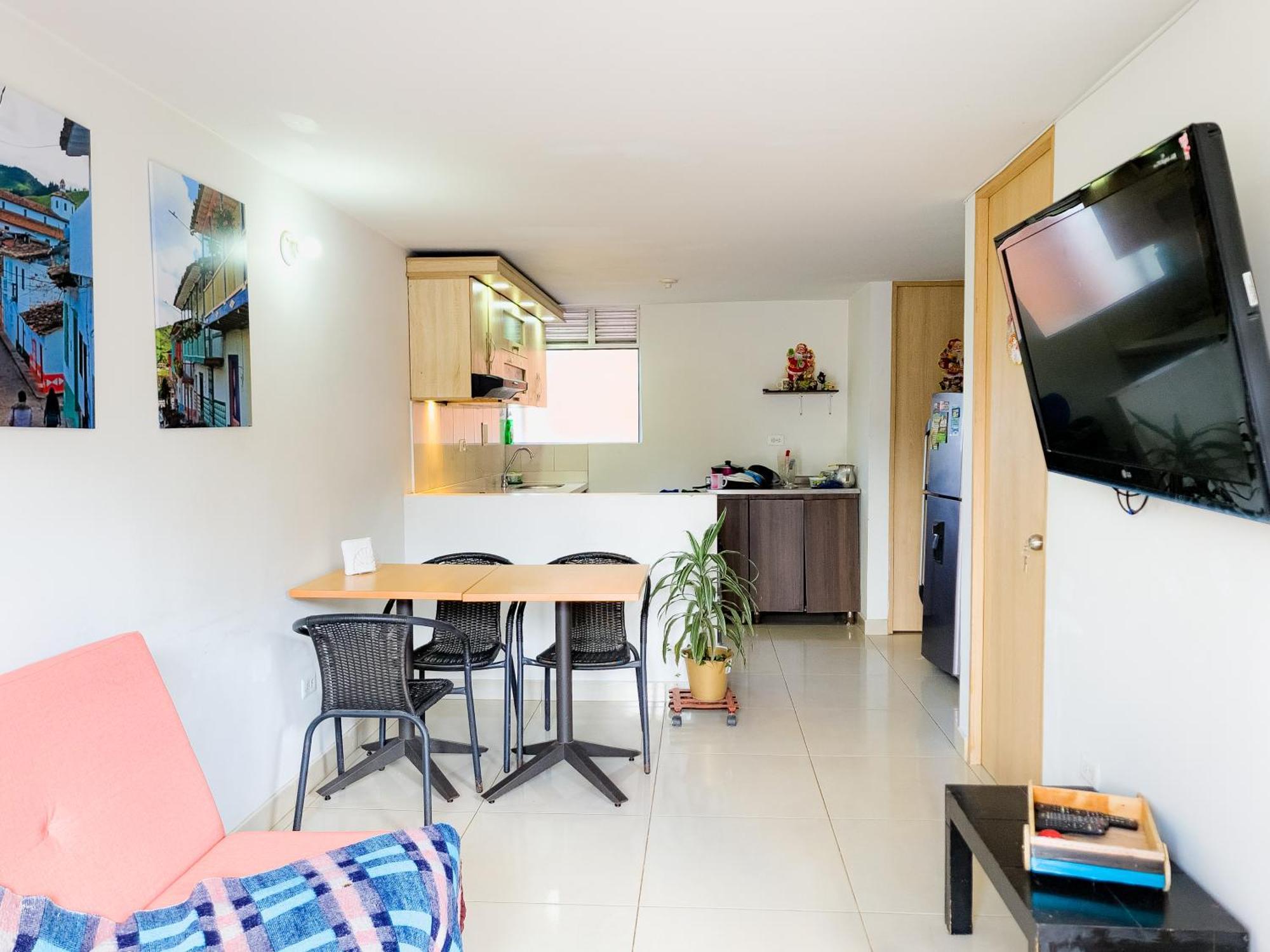 Hostal - Dona Elva A 15 Min Del Aeropuerto 里奥内格罗 外观 照片